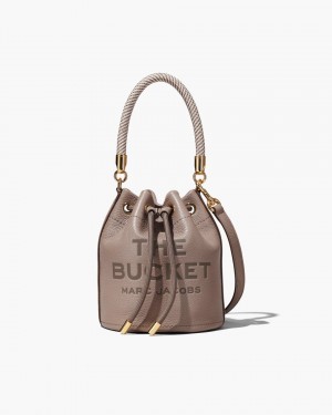 Marc Jacobs The Leather Bucket Bag Cement | 29WDLEXNT