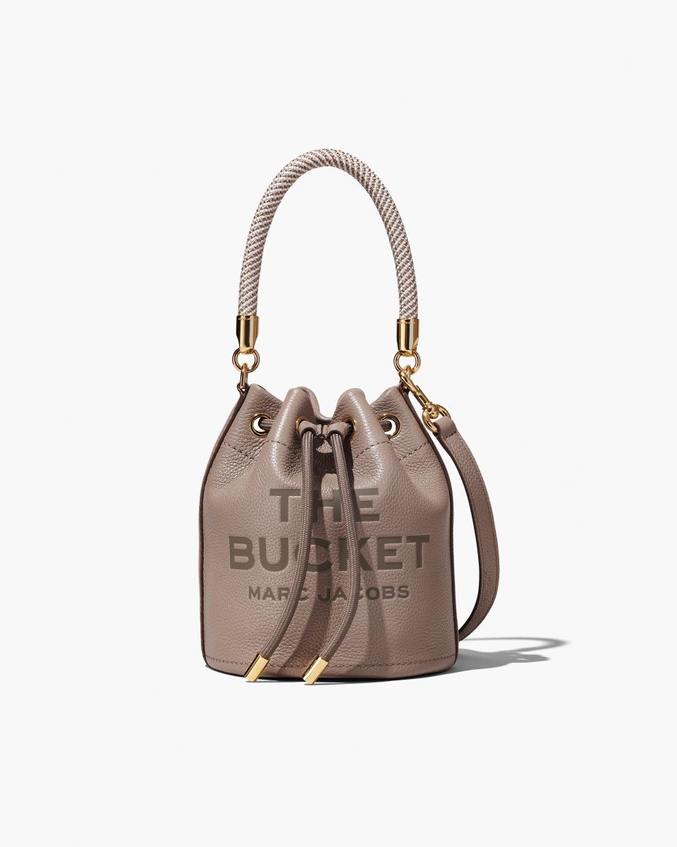 Marc Jacobs The Leather Bucket Bag Cement | 29WDLEXNT