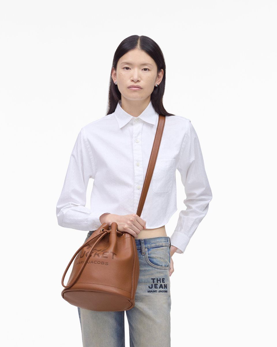 Marc Jacobs The Leather Large Bucket Bag Argan Oil | 57WEXGIUN